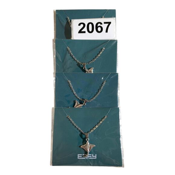 Lot of 4 EFFY Stingray Pendant Necklaces Silver Tone Chain & Charm RC Cruise NWT - Picture 7 of 7